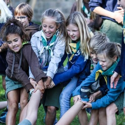 Gidsen werken samen