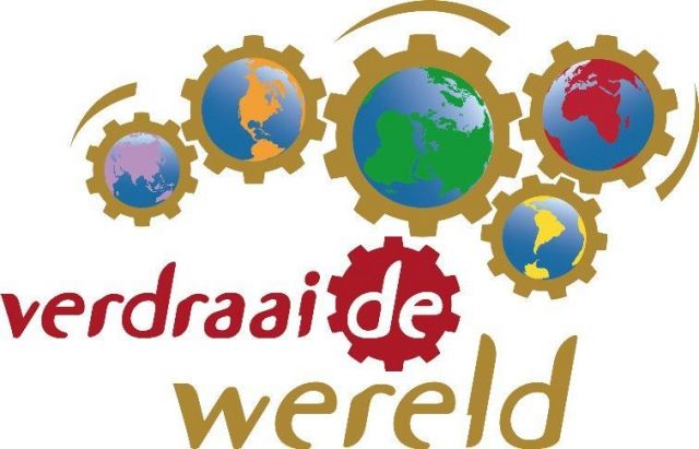 Logo jaarthema verdraai-de wereld