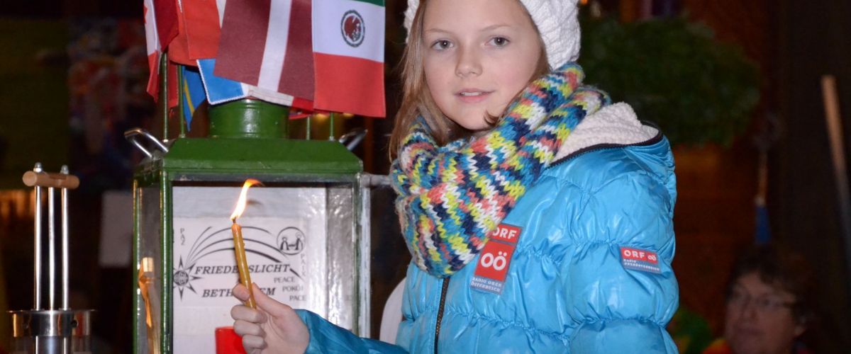 Naomi Convens Meisje met een kaars