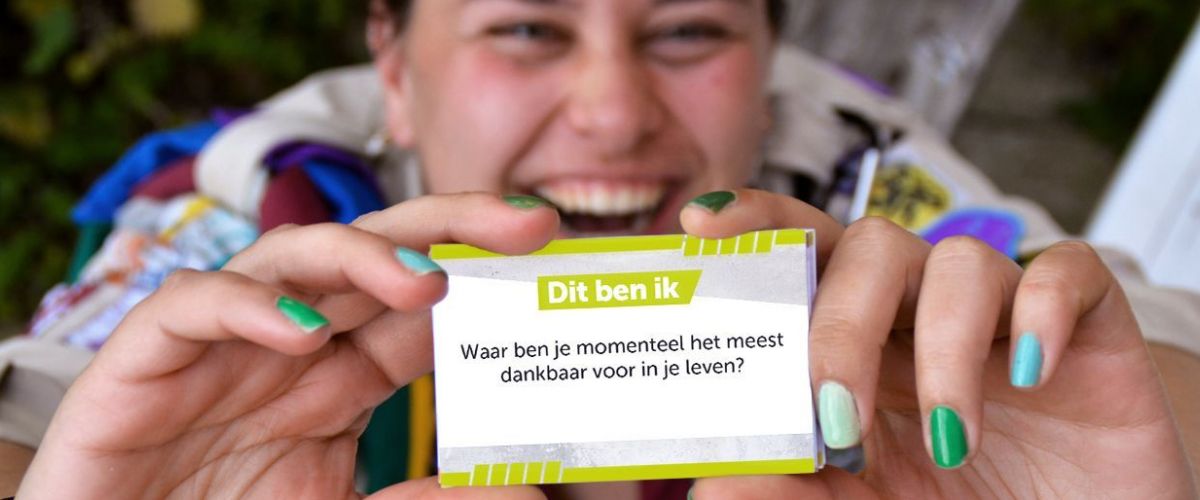 Inne Marreel Leidster heeft kaartje met vraag op vast.