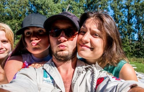 Selfie van leiding met jins