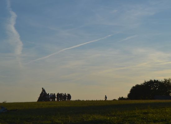 kampeerterrein bij schemering