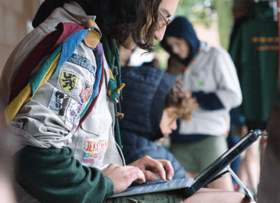 Leider werkt op zijn laptop